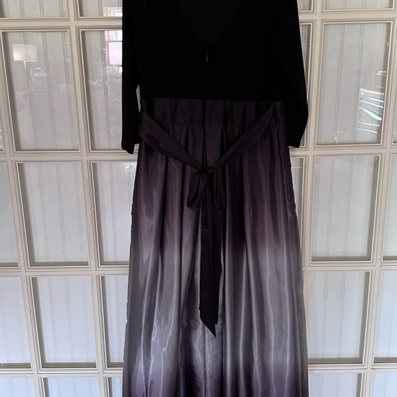 Boat Neck 3/4 Sleeve Belted Bow Detail Ombre Satin Pleated Ball Gown - Picture 4 of 5